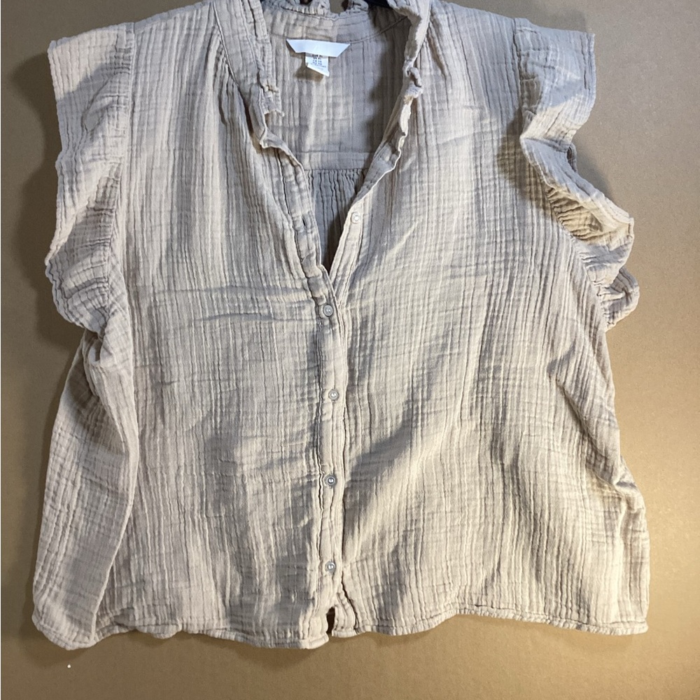 H&M Tan Beige Gauze Mandarin Cap Sleeve Blouse